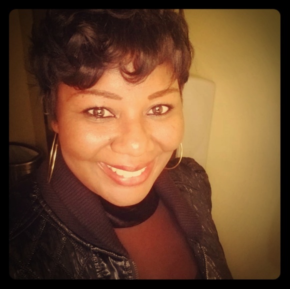 Meet your Posher, Taneshia - Picture 1 of 1